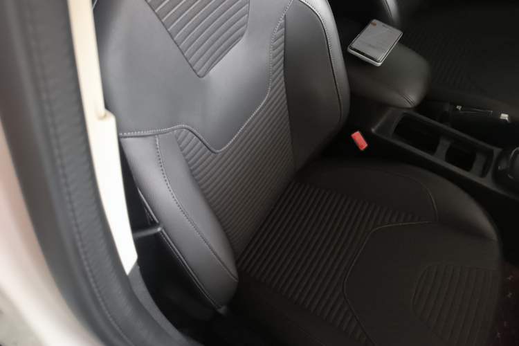 Used Ford Focus 2017 Hatchback EcoBoost 125 Automatic - Ultra-Powerful Style Edition with Smart Drive Features