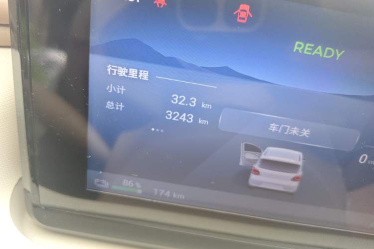 Used Wuling Hongguang MINIEV 2025 Four-Door Version Advanced Edition Odometer Close Up