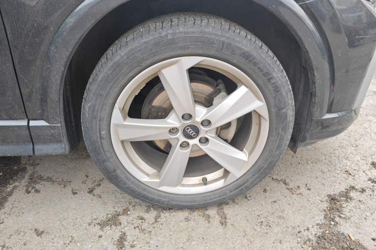 Used Audi Q2L 2022 35 TFSI Advanced Style Edition Right Front Wheel Hub