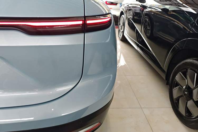 Used Nio EC6 2023 75 kWh