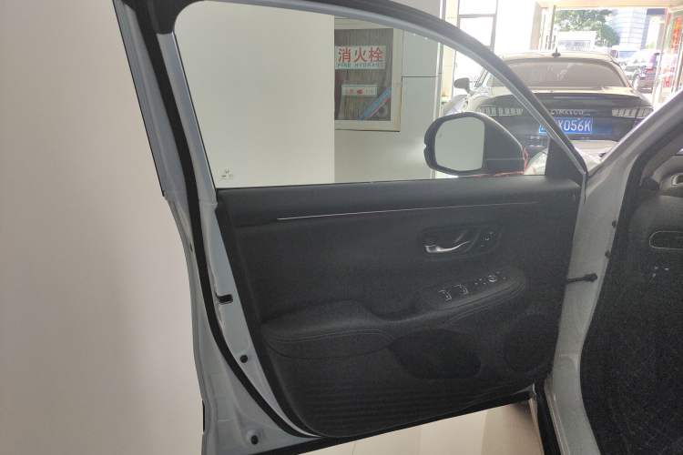 Used Honda HR-V 2023 2.0L eHEV Dynamic Edition
