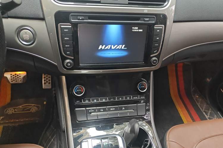 Used Haval H8 2017 2.0T Gasoline 4x4 Smart Enjoyment Version