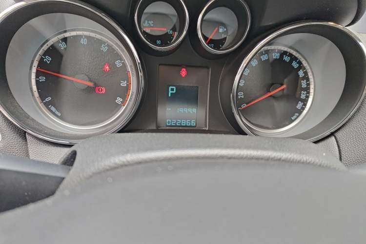 Used Buick Encore 2014 1.4T Automatic Two-Wheel Drive Urban Elite Model