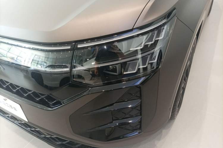 Used Volkswagen Teramont 2025 Tiguan Pro 450TSI Four-Wheel Drive Summit Edition