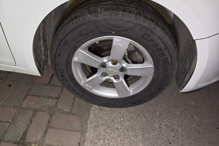 Used Chevrolet Cruze 2013 1.6L SL MT
