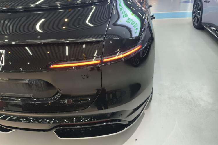 Used Avatr 06 2025 Ultra Pure Electric Edition Right Rear Taillight