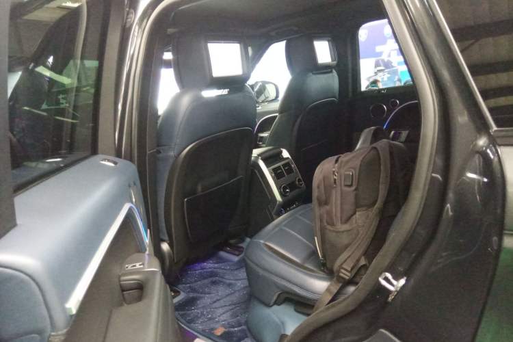 Used Land Rover Range Rover Sport 2020 3.0 L6 HSE DYNAMIC
