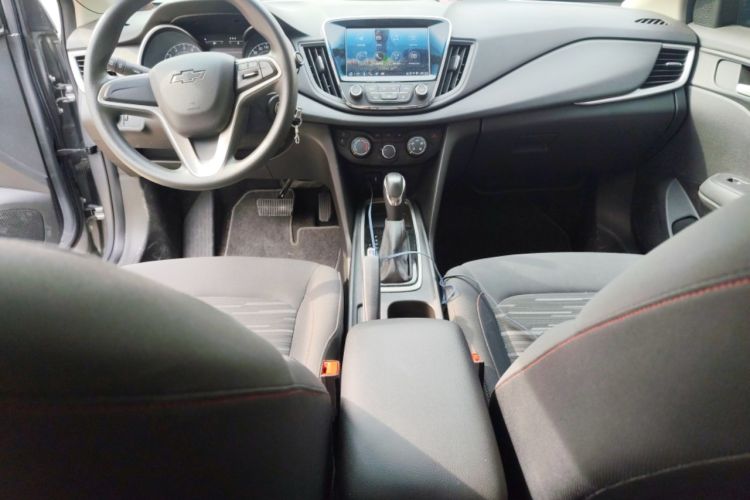 Used Chevrolet Monza 2019 Redline 320T Dual-Clutch Joyful Edition China VI Standard Center Console