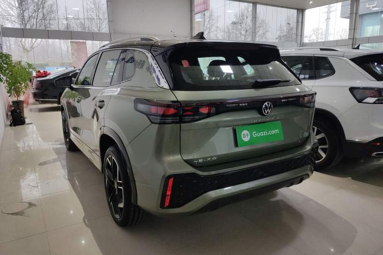 Used Volkswagen Tayron 2025 Tiguan L 380TSI 4Motion Luxury
