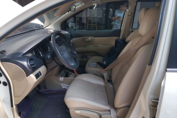 Used Nissan Livina 2013 1.6XE CVT Comfort Edition Left Front Seat