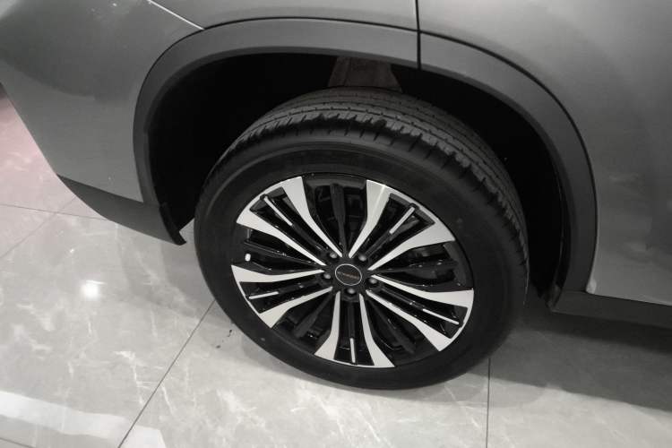 Used EXEED Lingyun 2024 300T Two-Wheel Drive Starlight Edition
