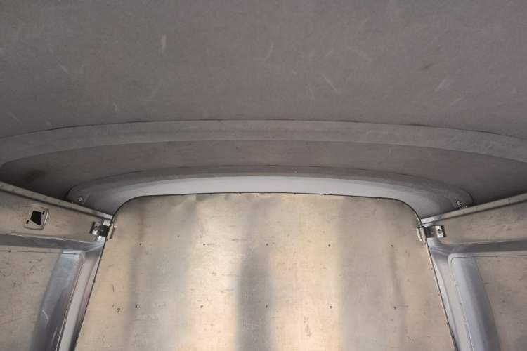 Used Wuling Rongguang 2019 1.5L Extended-Body Van Base Model with 5 Seats Headliner