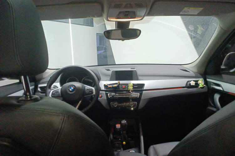 Used BMW X1 2019 sDrive18Li Fashion Model Center Console