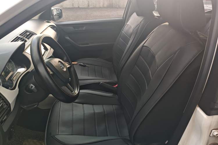 Used Skoda Fabia 2016 1.4L Automatic Car Enjoy Edition
