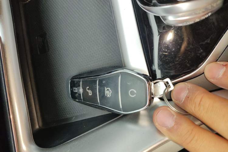 Used BYD Song Pro New Energy 2022 DM-i 110km Flagship Model Vehicle Key