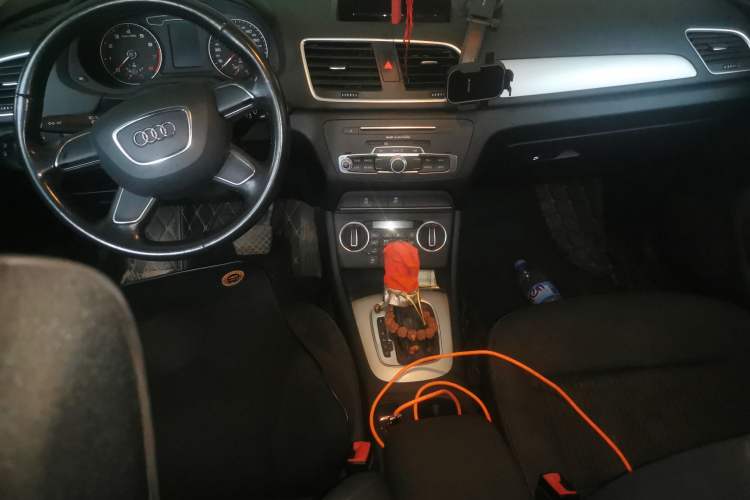 Used Audi Q3 2018 30th Anniversary Edition 30 TFSI Standard Model
