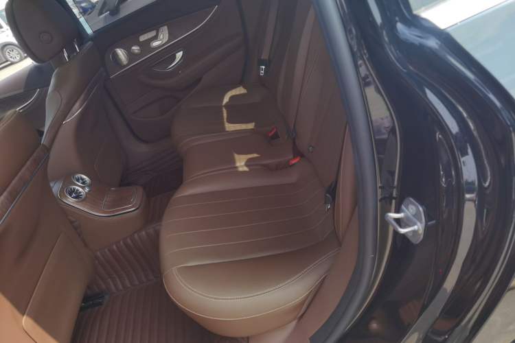 Used Mercedes-Benz E-Class 2022 Second Facelift E 300 L Luxury Edition
