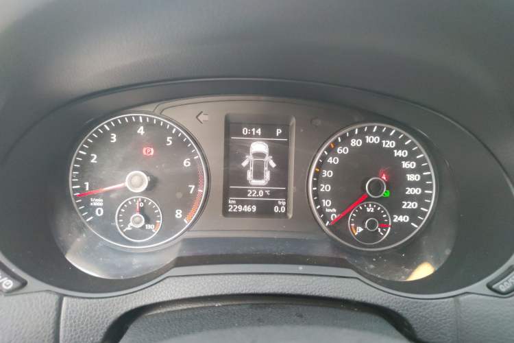 Used Volkswagen Sharan 2013 2.0 TSI Standard Model
