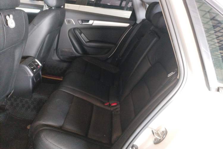 Used Audi A4L 2016 35 TFSI Collector's Edition Automatic Standard Model Left Rear Seat