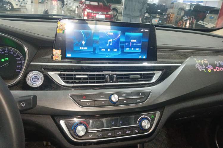 Used CHANGAN Ruicheng CC 2021 Blue Whale Edition 1.5T DCT Luxury Model Audio And AC Panel