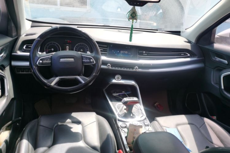 Used Haval H6 2017 Red Label 2.0T Automatic Two-Wheel Drive ZhiShang Model