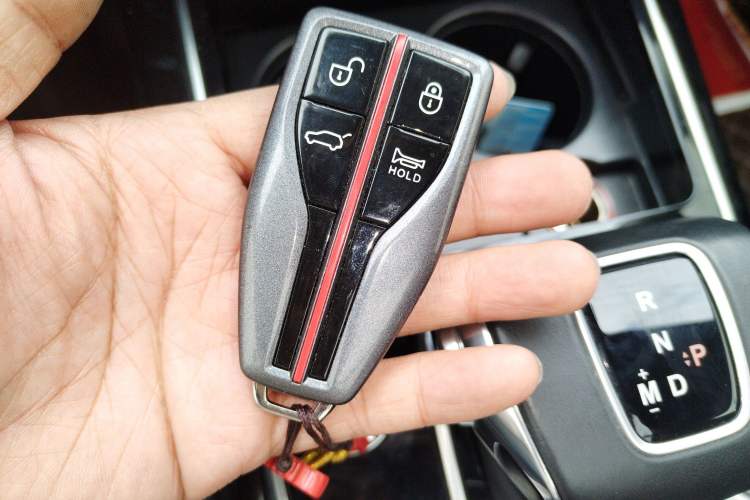 Used Hongqi HS5 2022 Revised Version 2.0T Smart Connect Flagship Edition