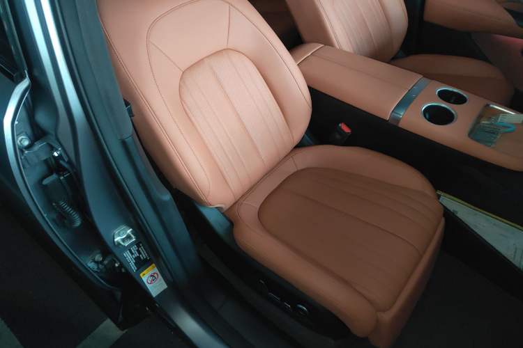 Used CHANGAN NEVO E07 2025 All-Electric 4x4 with 90 kWh Max Intelligent Driving Version