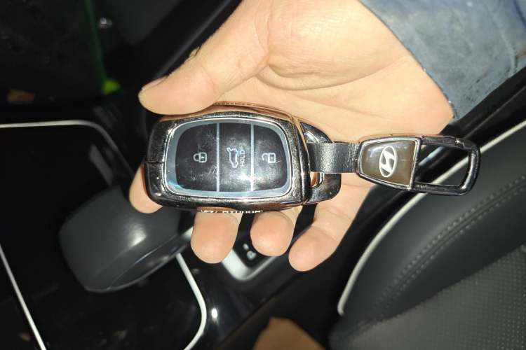 Used Hyundai Tucson 2020 280TGDi Two-Wheel-Drive GLS Fashion Edition China VI Standard
