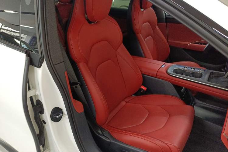 Used Xiaomi Auto SU7 2024 Rear-Drive Ultra-Long Range Advanced Pro-Level Intelligent Driving Version
