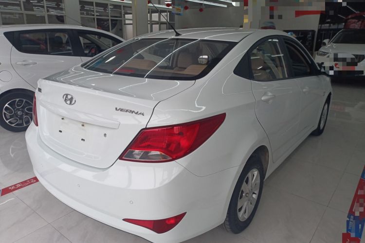 Used Hyundai Verna (older generation) 2014 1.4L Manual Smart GLS Trim
