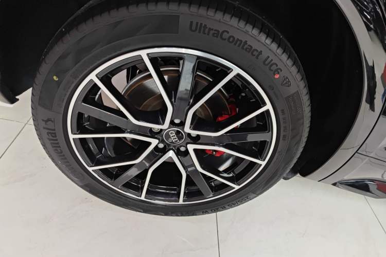 Used Audi Q5L 2024 45 TFSI Luxury Dynamic Model Exterior 5