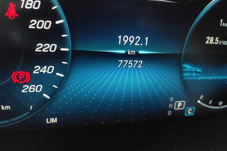 Used Mercedes-Benz GLC 2022 Second Facelift GLC 260 L 4MATIC Luxury Edition
