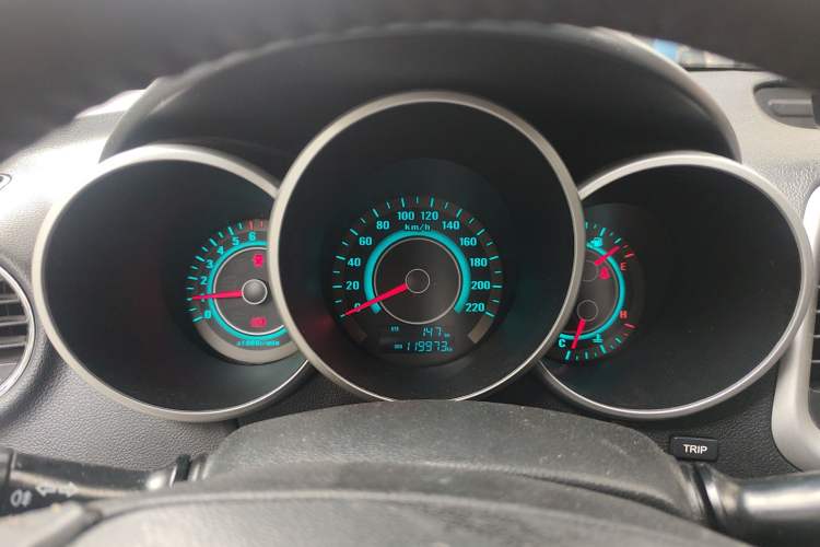 Used CHANGAN Eado 2014 1.6L Manual Luxury Model Instrument Cluster