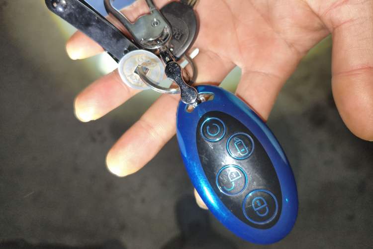 Used BYD Song MAX 2019 1.5T Manual Smart Connect Ruiyi Sunroof Model 7 Seats China VI Standard
