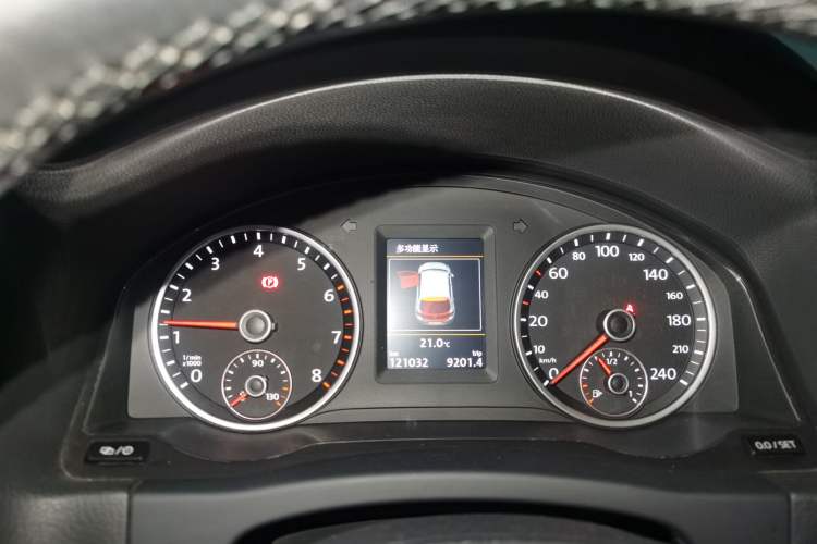 Used Volkswagen Tiguan 2016 300TSI Automatic Two-Wheel Drive Luxury Edition Instrument Cluster