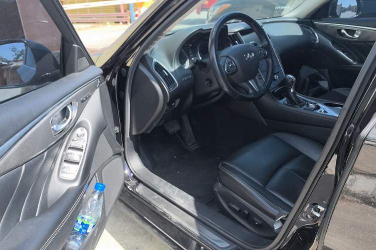 Used Infiniti Q50 2014 3.7L Comfort Edition
