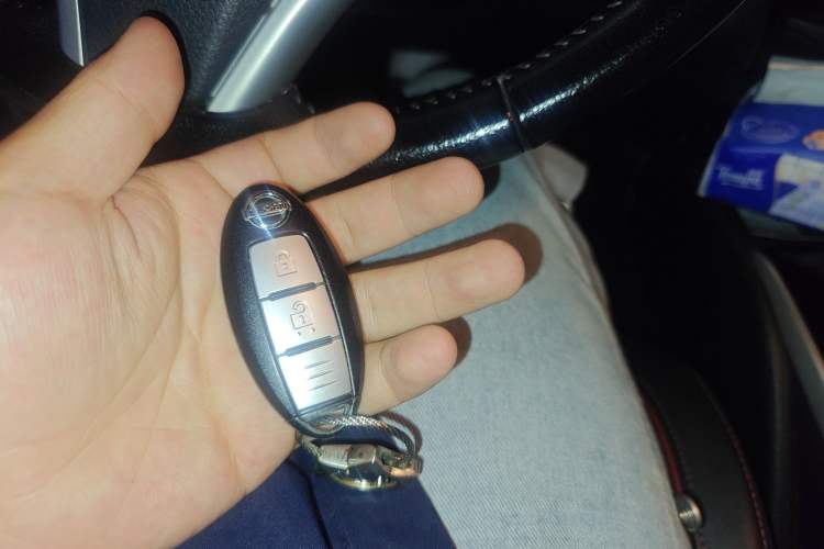 Used Nissan Qashqai 2016 2.0L CVT Luxury Edition Vehicle Key