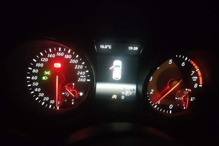 Used Mercedes-Benz GLA 2016 GLA 200 Fashion Model
