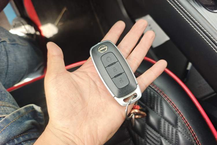 Used Nissan X-Trail 2023 e-POWER Ultra-Hybrid Dual-Motor All-Wheel-Drive Luxury Edition Vehicle Key