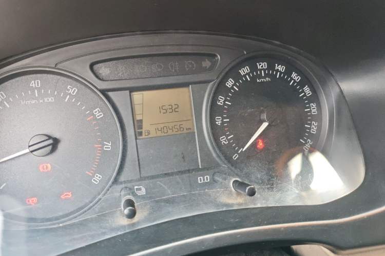 Used Skoda Fabia 2012 1.4L Manual Crystal Edition
