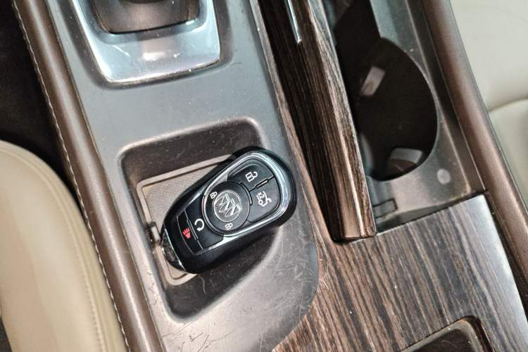 Used Buick LaCrosse 2016 20T Leading Model Vehicle Key