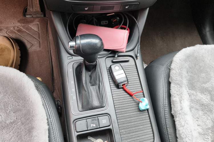 Used Kia Sorento 2013 2.4L 5-seat Gasoline Luxury Edition