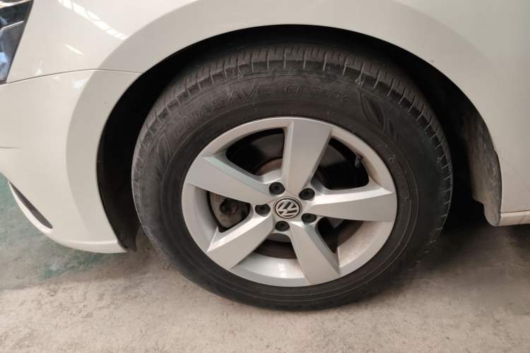 Used Volkswagen Lavida 2019 Lavida Start 1.5L Automatic Trendy Version China VI Standard Left Front Wheel Hub