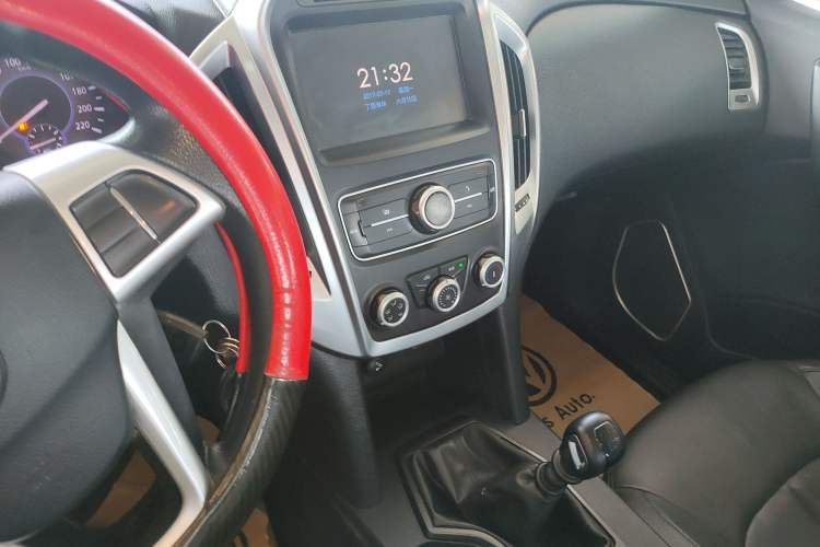 Used JMC Yuhu 5 2019 2.0T Diesel Manual Two-Wheel Drive Entry-Level China VI Standard
