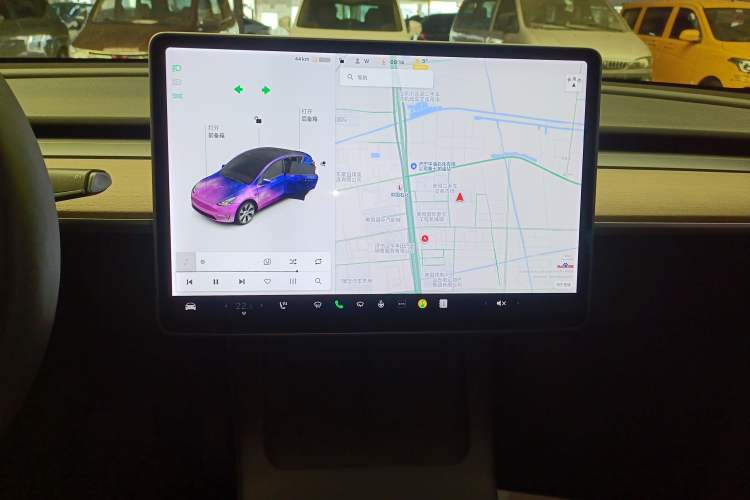 Used Tesla Model Y 2021 Long-Range All-Wheel-Drive Version 3D7
