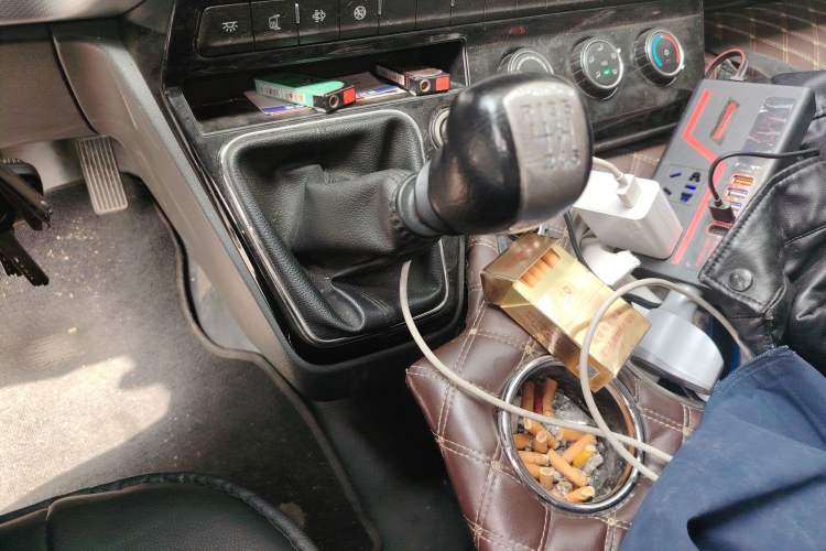 Used Dongfeng Yufeng  Gear Lever