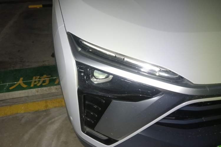Used Nio ES8 2020 415 km Range 6-Seater Version Right Front Headlight