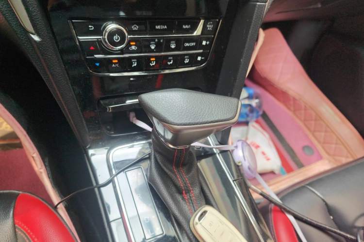 Used Venucia D60 2019 100 000 Honor 1.6L XL CVT Chenku Edition China VI Standard