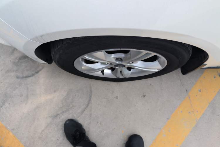 Used Ford Focus 2012 Sedan 1.6L Automatic Fashion Edition