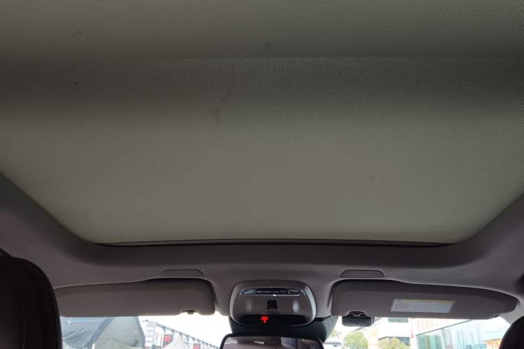 Used Volvo XC60 2019 T5 4x4 Smart Edition China VI Standard Headliner